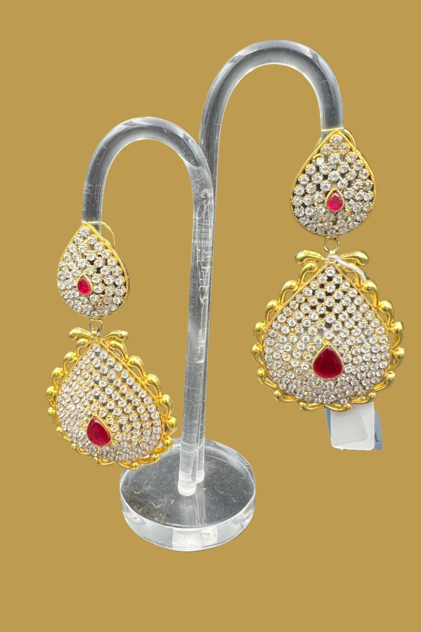 White Earring Red Stud